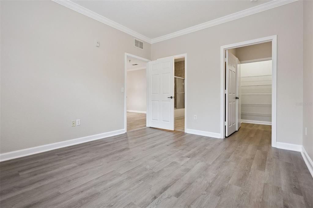 For Sale: $159,900 (2 beds, 2 baths, 1134 Square Feet)