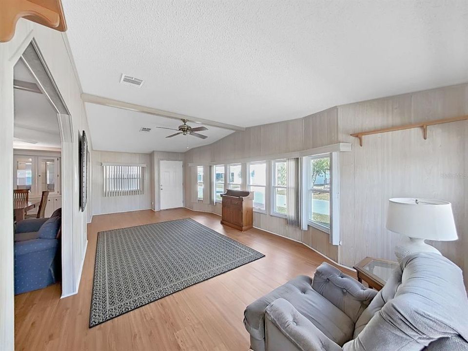 En Venta: $151,000 (2 camas, 2 baños, 1568 Pies cuadrados)