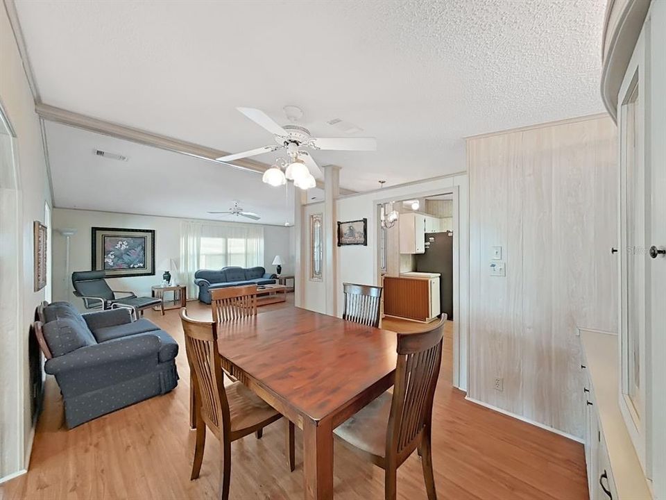 En Venta: $151,000 (2 camas, 2 baños, 1568 Pies cuadrados)