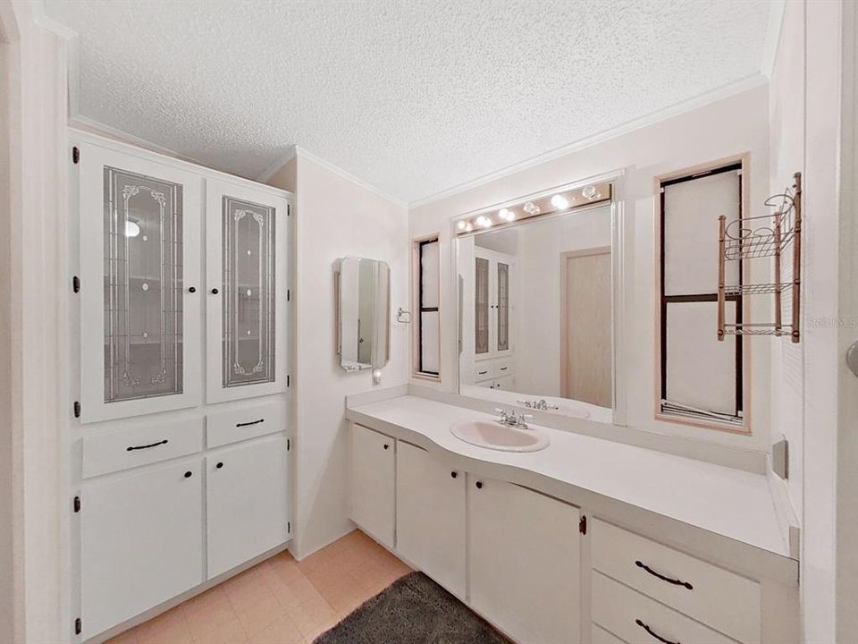 En Venta: $151,000 (2 camas, 2 baños, 1568 Pies cuadrados)