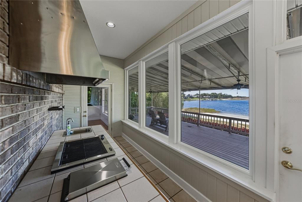 На продажу: $1,250,000 (4 спален, 3 ванн, 3893 Квадратных фут)