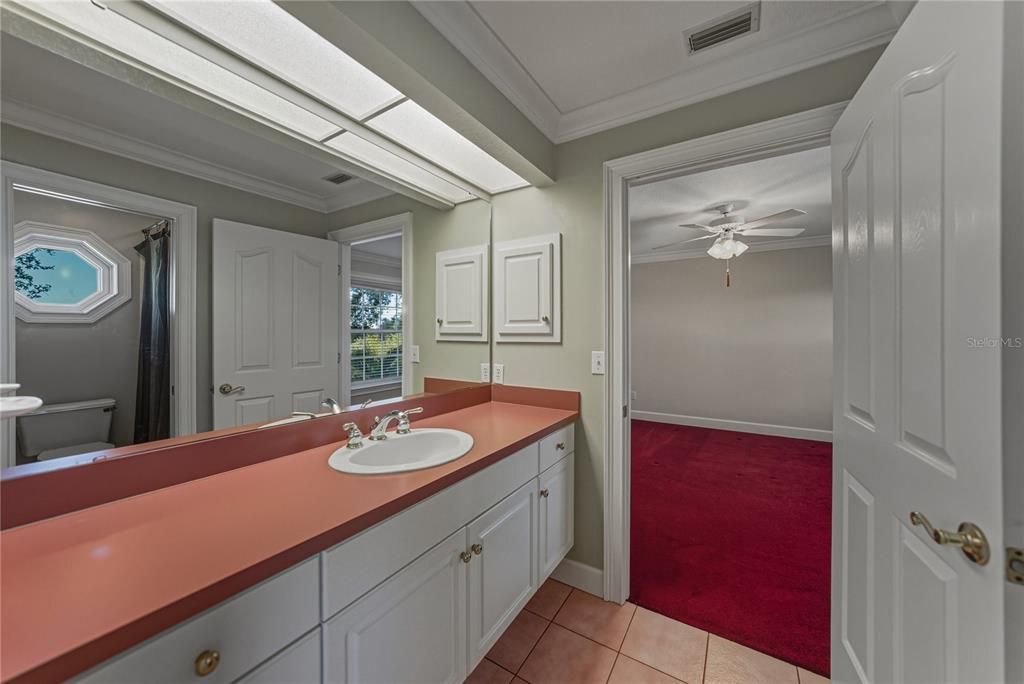 На продажу: $1,250,000 (4 спален, 3 ванн, 3893 Квадратных фут)