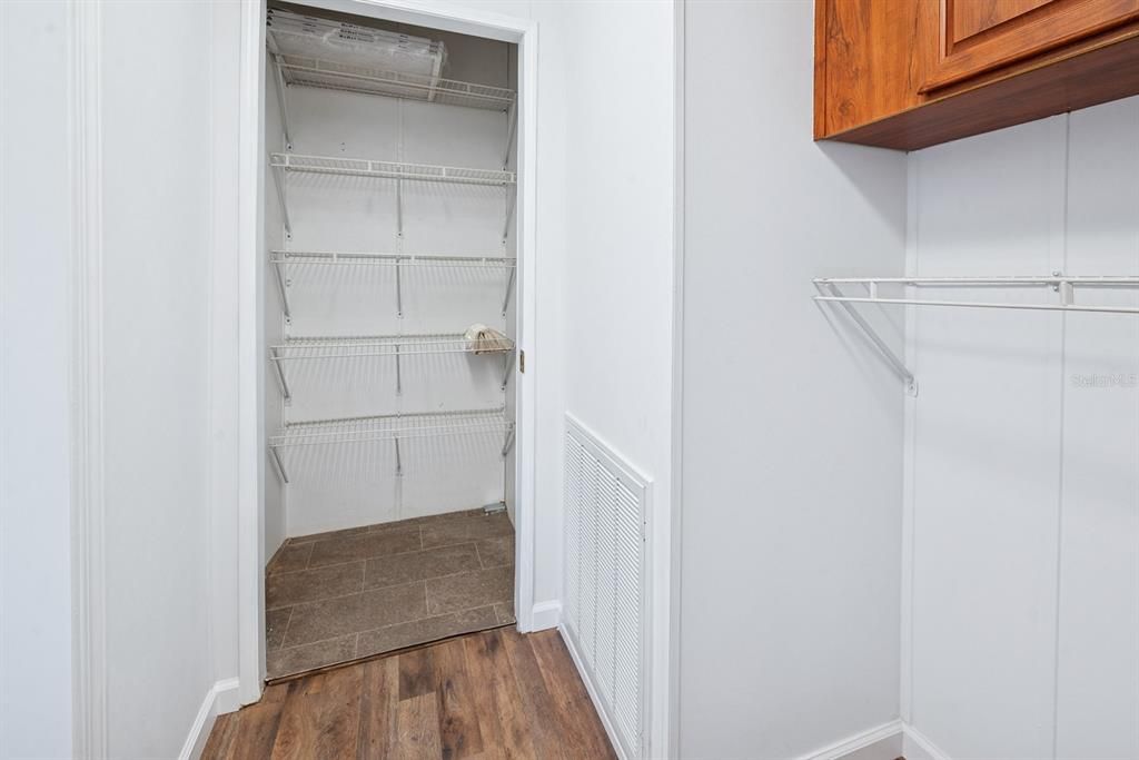 На продажу: $269,000 (3 спален, 2 ванн, 1440 Квадратных фут)