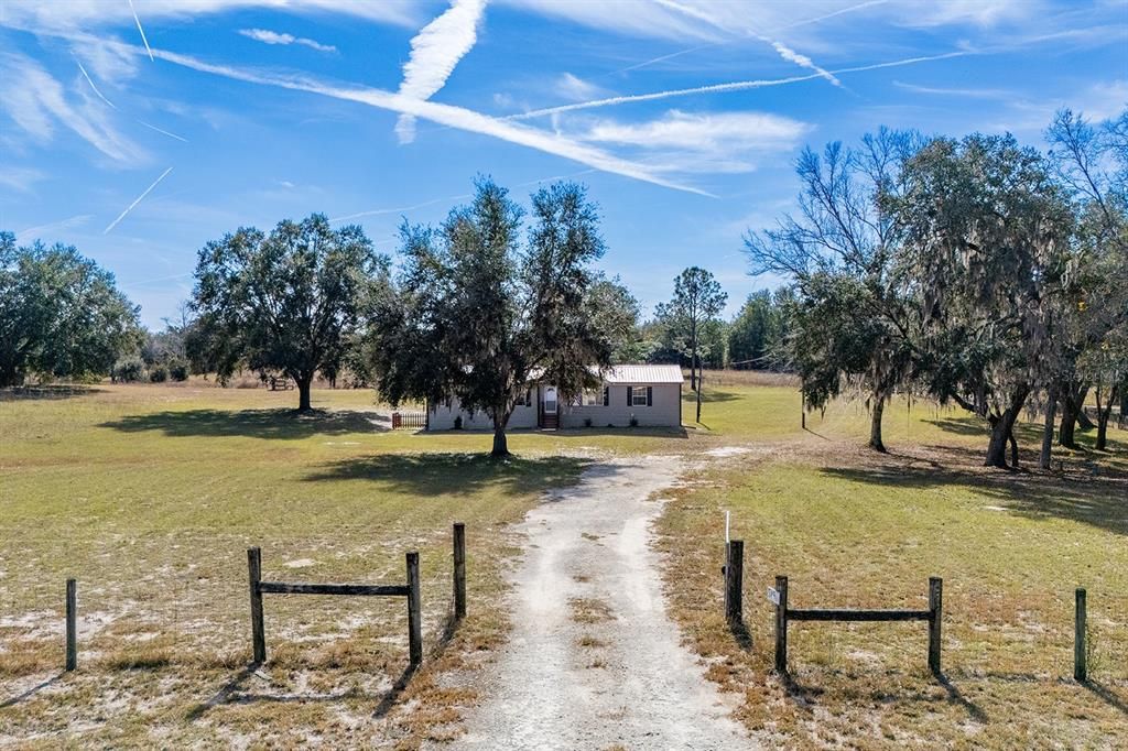 На продажу: $269,000 (3 спален, 2 ванн, 1440 Квадратных фут)