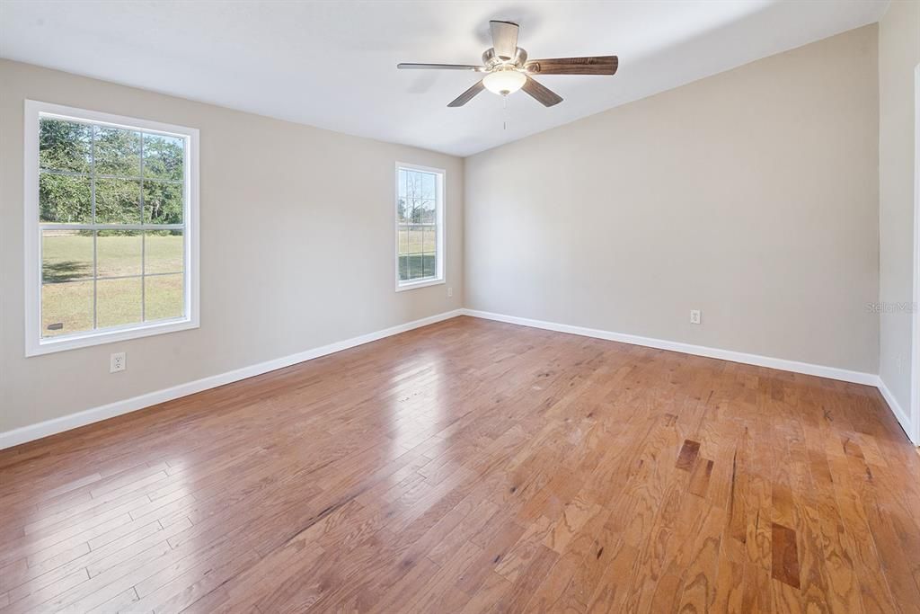 На продажу: $269,000 (3 спален, 2 ванн, 1440 Квадратных фут)