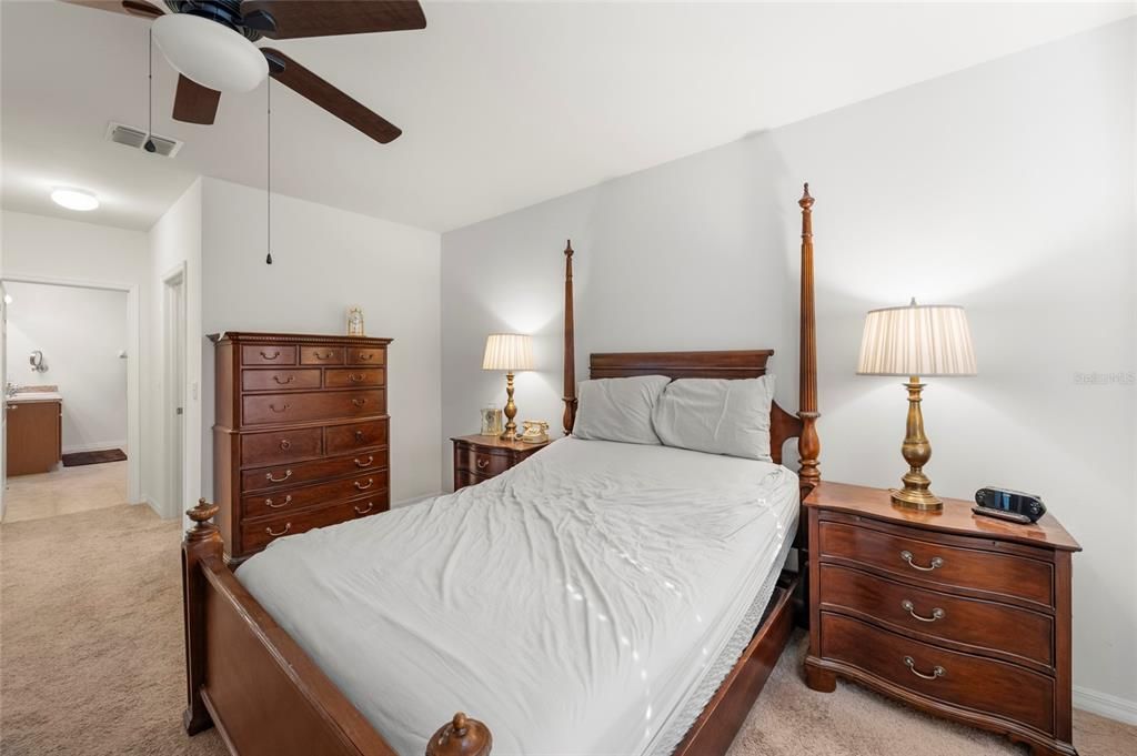 For Sale: $350,000 (3 beds, 2 baths, 1676 Square Feet)