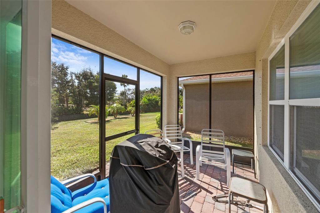 For Sale: $350,000 (3 beds, 2 baths, 1676 Square Feet)