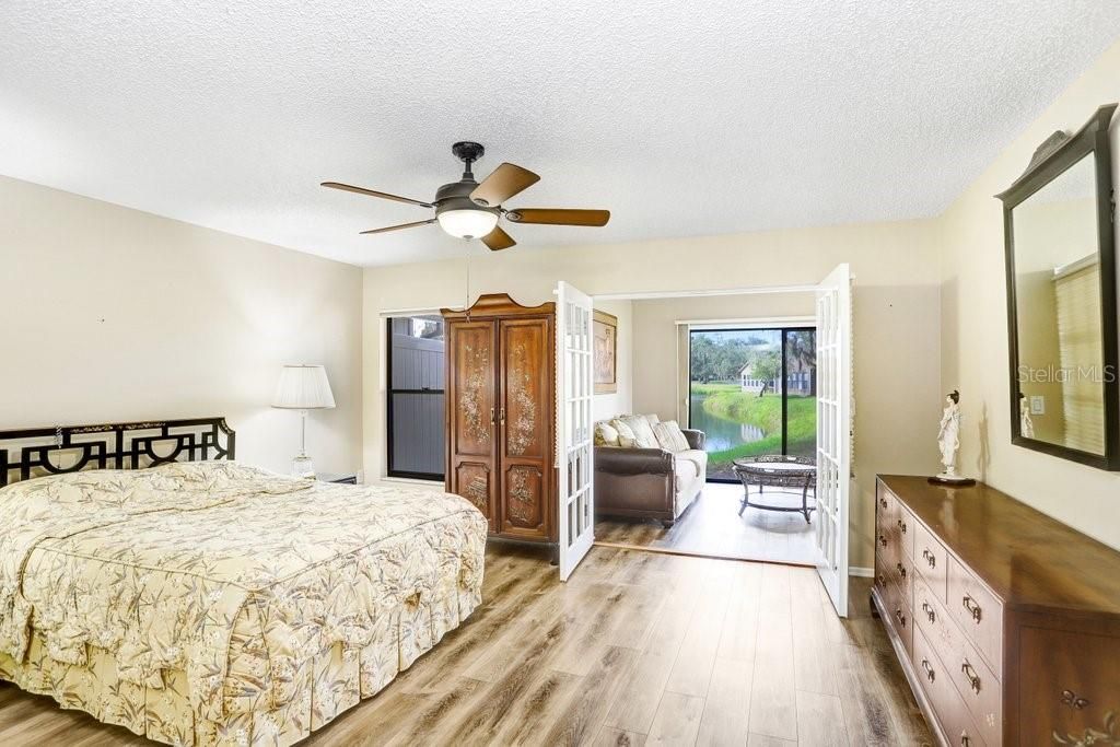 For Sale: $325,000 (2 beds, 2 baths, 1451 Square Feet)