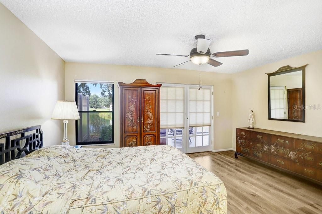 For Sale: $325,000 (2 beds, 2 baths, 1451 Square Feet)