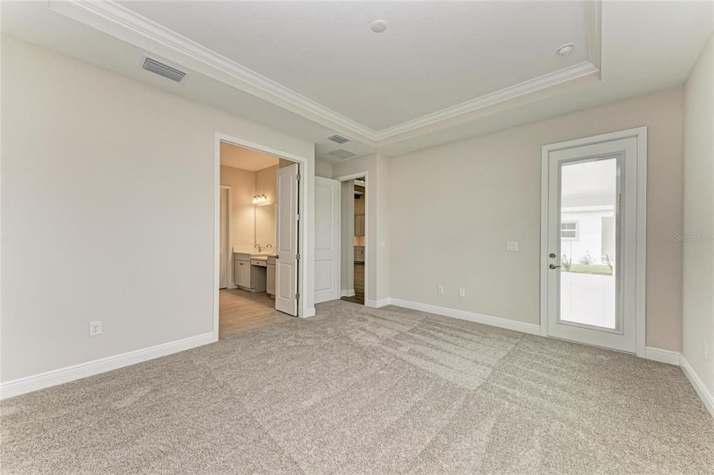 For Sale: $839,990 (5 beds, 4 baths, 3144 Square Feet)