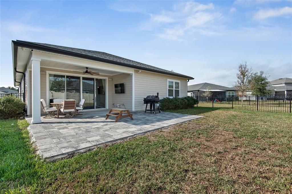 For Rent: $3,100 (4 beds, 3 baths, 2066 Square Feet)