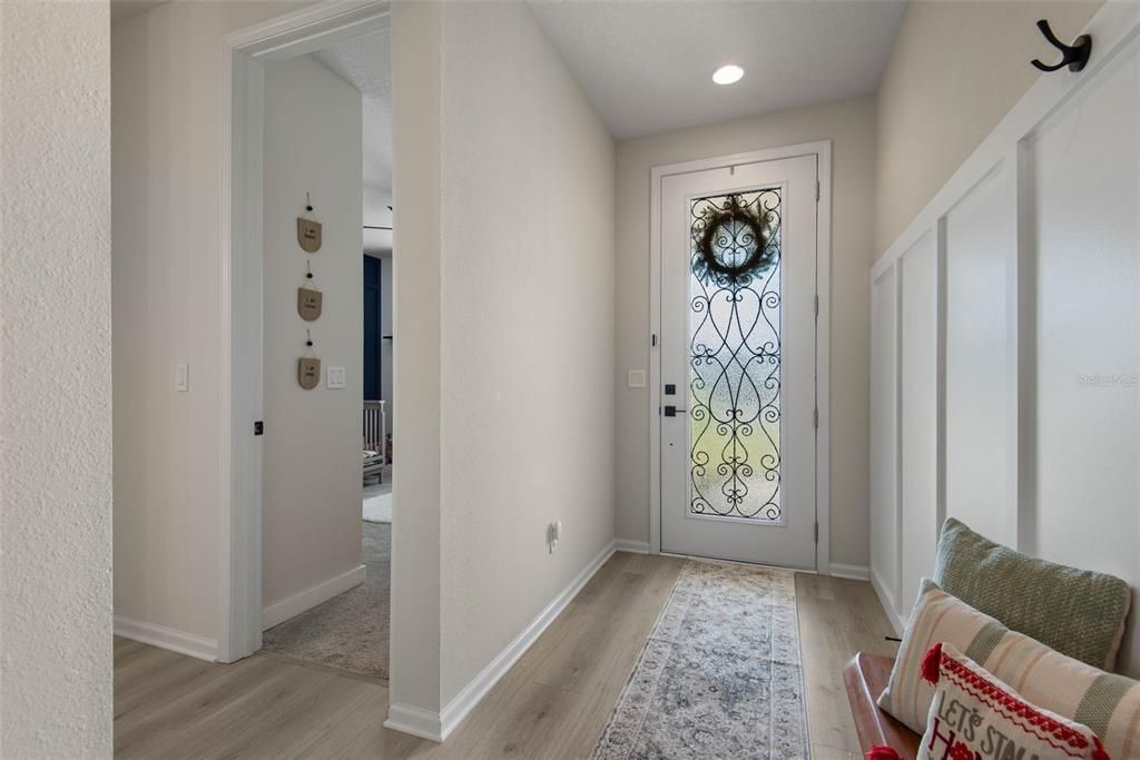 For Rent: $3,100 (4 beds, 3 baths, 2066 Square Feet)