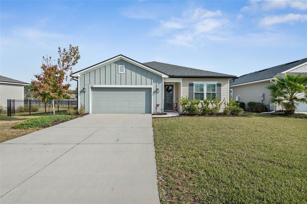 For Rent: $3,100 (4 beds, 3 baths, 2066 Square Feet)