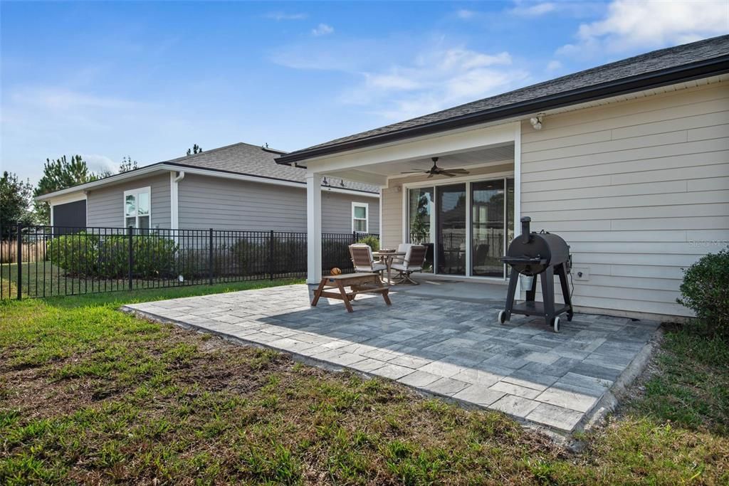 For Rent: $3,100 (4 beds, 3 baths, 2066 Square Feet)