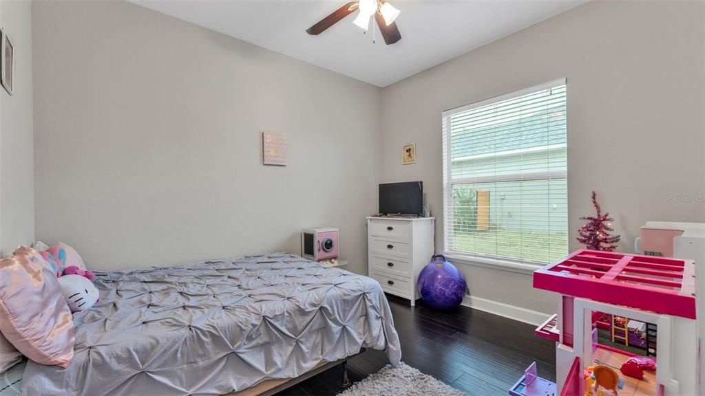 待售: $499,999 (4 贝兹, 3 浴室, 2339 平方英尺)