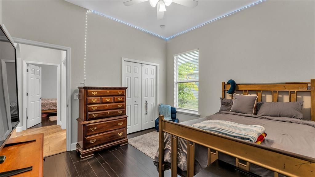 待售: $499,999 (4 贝兹, 3 浴室, 2339 平方英尺)