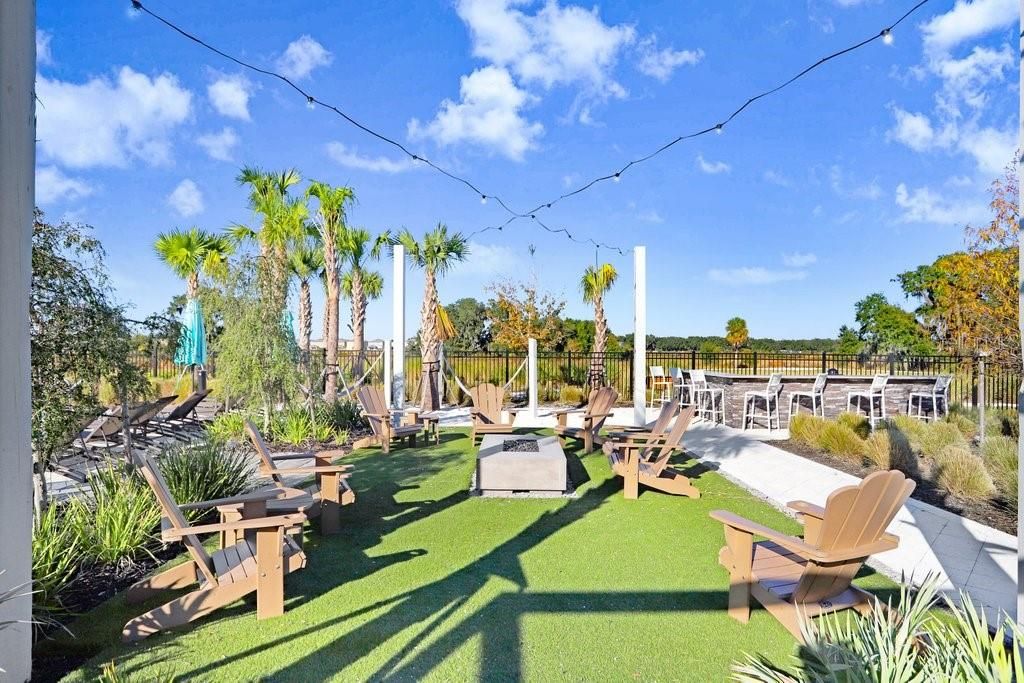 For Sale: $595,000 (6 beds, 3 baths, 3092 Square Feet)