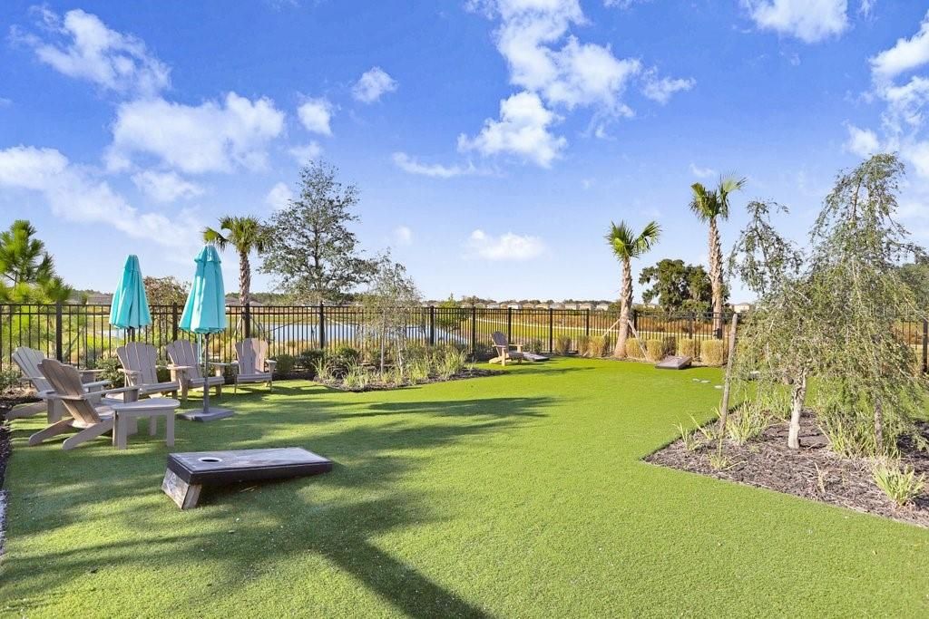 For Sale: $595,000 (6 beds, 3 baths, 3092 Square Feet)