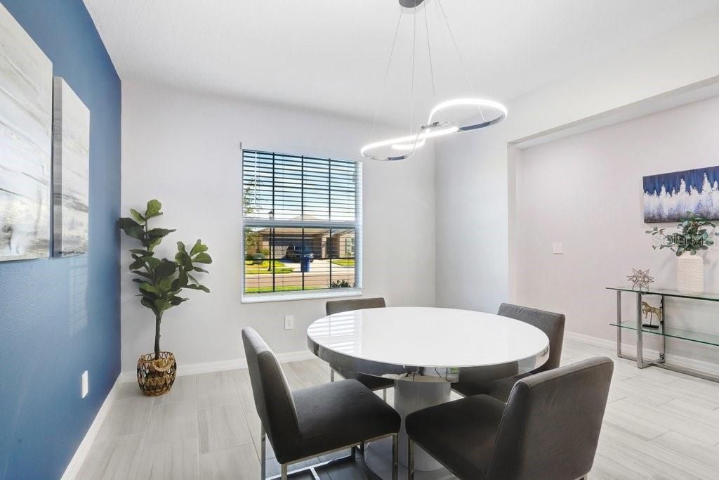 For Sale: $595,000 (6 beds, 3 baths, 3092 Square Feet)