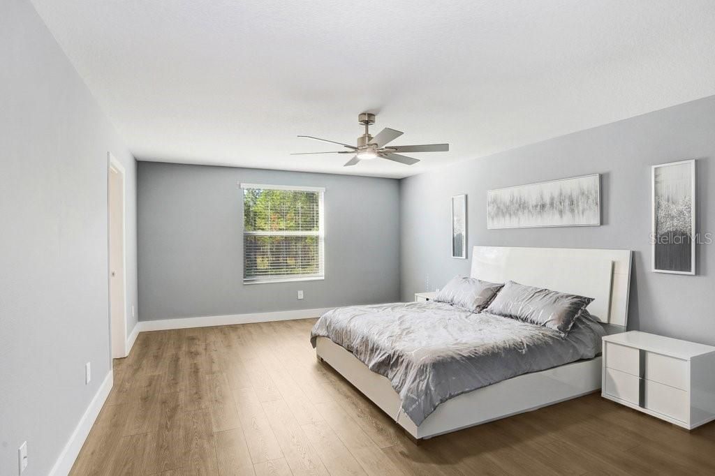 For Sale: $595,000 (6 beds, 3 baths, 3092 Square Feet)