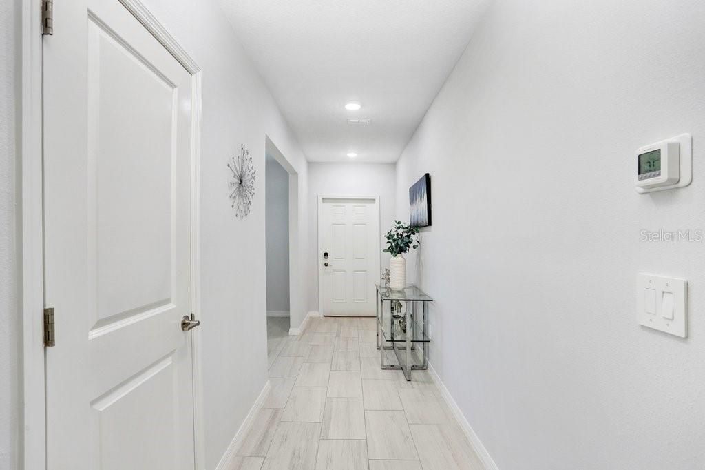 For Sale: $595,000 (6 beds, 3 baths, 3092 Square Feet)