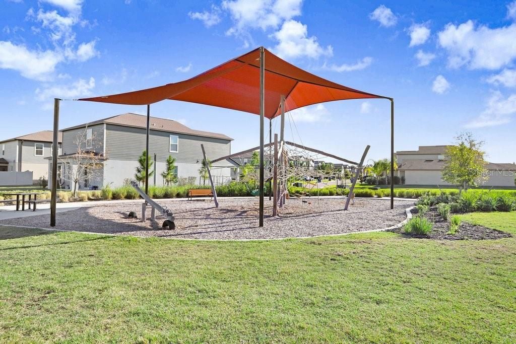 For Sale: $595,000 (6 beds, 3 baths, 3092 Square Feet)