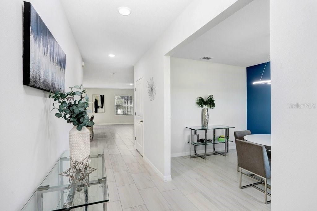 For Sale: $595,000 (6 beds, 3 baths, 3092 Square Feet)