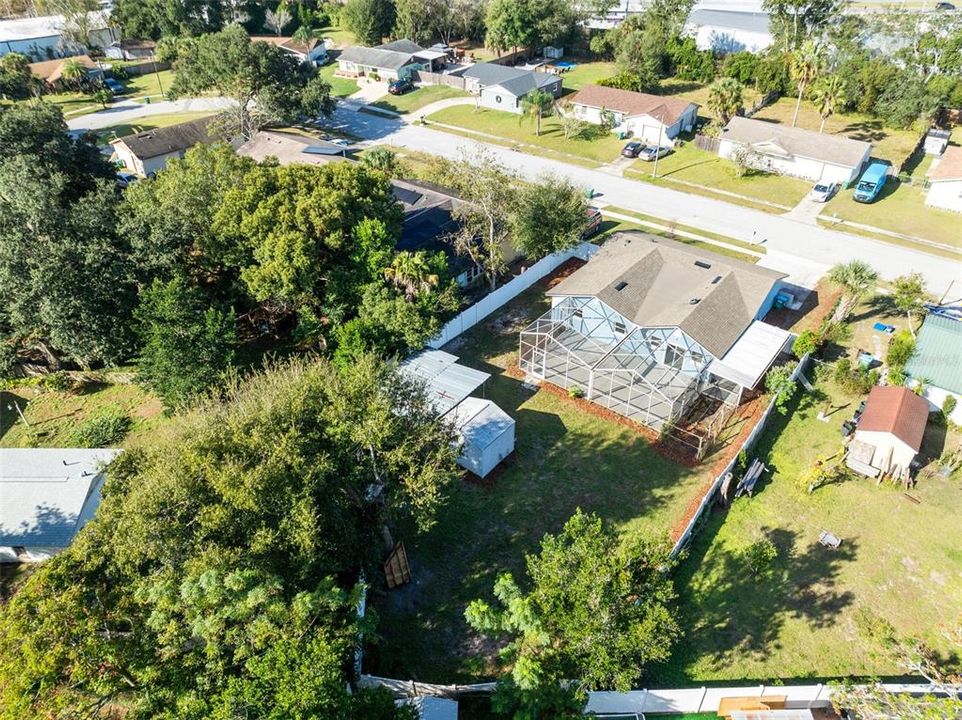 Activo con contrato: $364,000 (4 camas, 2 baños, 1535 Pies cuadrados)