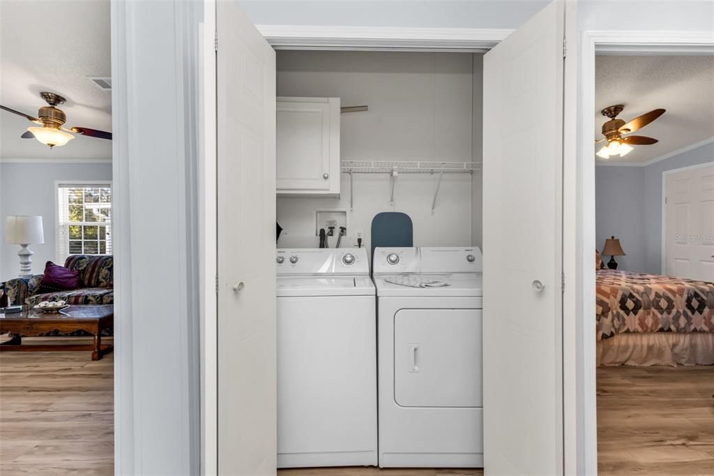 For Sale: $165,000 (2 beds, 2 baths, 1008 Square Feet)