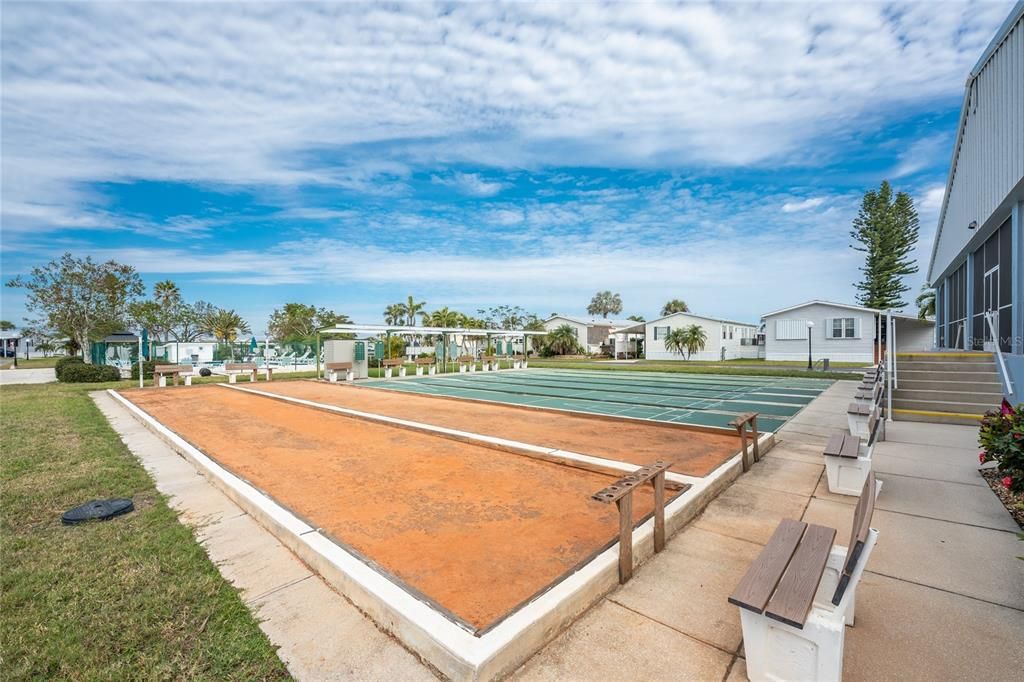 For Sale: $165,000 (2 beds, 2 baths, 1008 Square Feet)