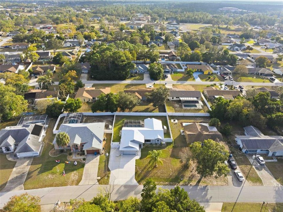 For Sale: $399,900 (3 beds, 2 baths, 1557 Square Feet)