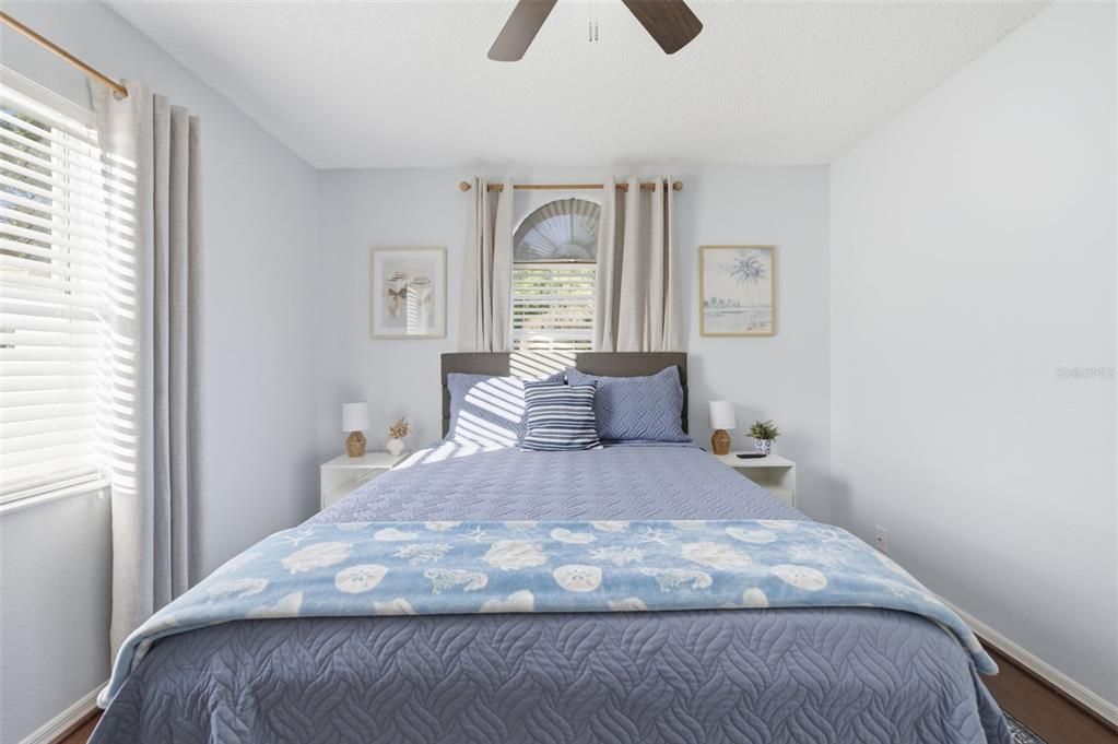 For Sale: $399,900 (3 beds, 2 baths, 1557 Square Feet)