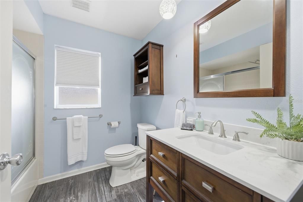 For Sale: $399,900 (3 beds, 2 baths, 1557 Square Feet)