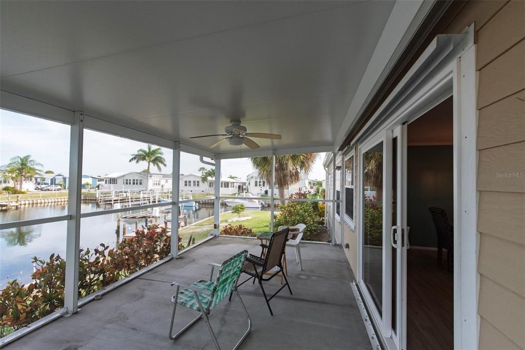 En Venta: $399,900 (4 camas, 2 baños, 2077 Pies cuadrados)