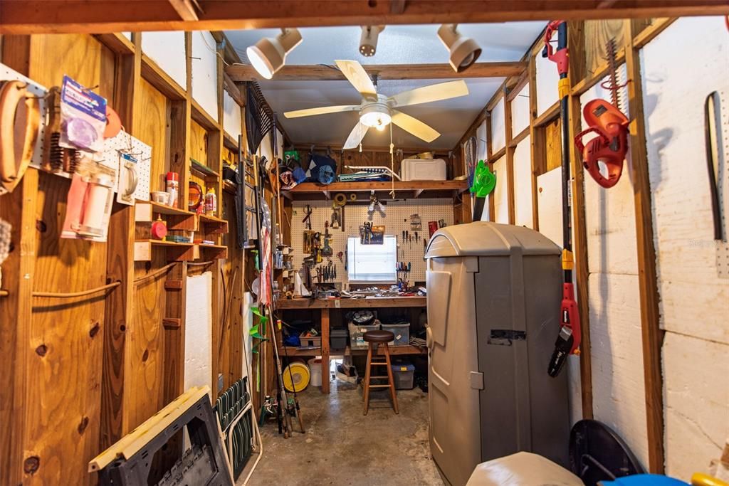 En Venta: $399,900 (4 camas, 2 baños, 2077 Pies cuadrados)