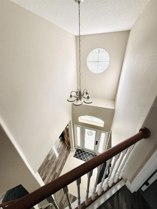 Activo con contrato: $544,999 (5 camas, 3 baños, 3028 Pies cuadrados)