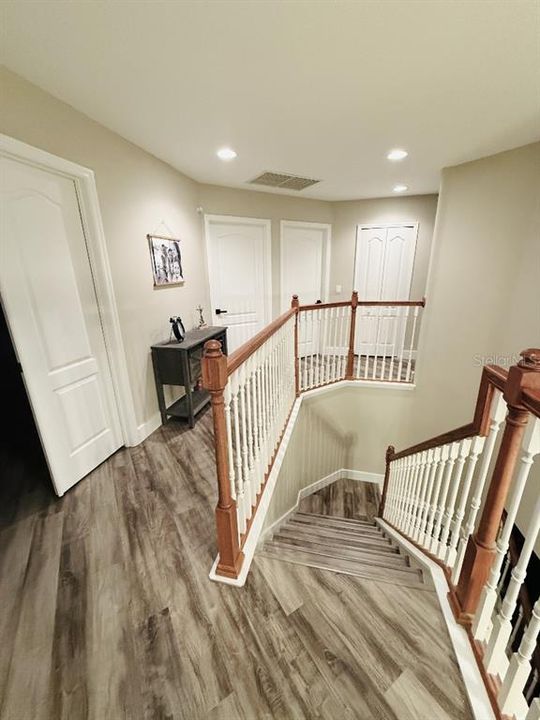 Activo con contrato: $544,999 (5 camas, 3 baños, 3028 Pies cuadrados)