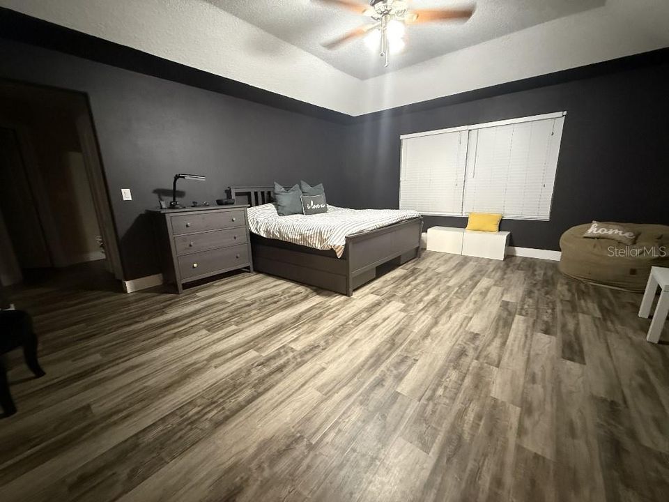 For Sale: $544,999 (5 beds, 3 baths, 3028 Square Feet)