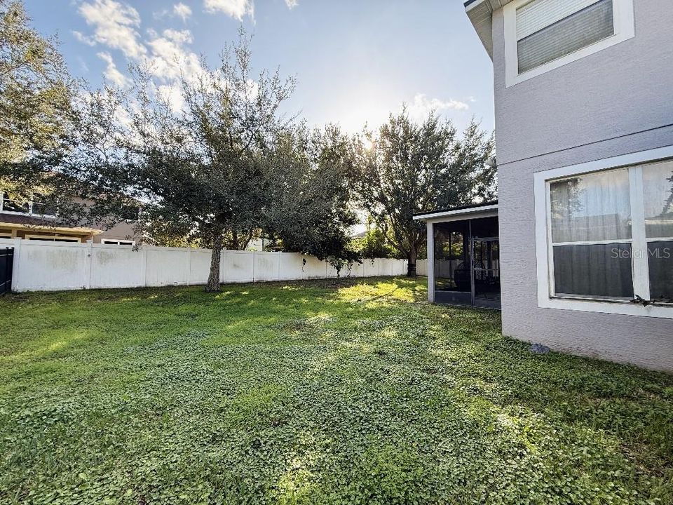 Activo con contrato: $544,999 (5 camas, 3 baños, 3028 Pies cuadrados)