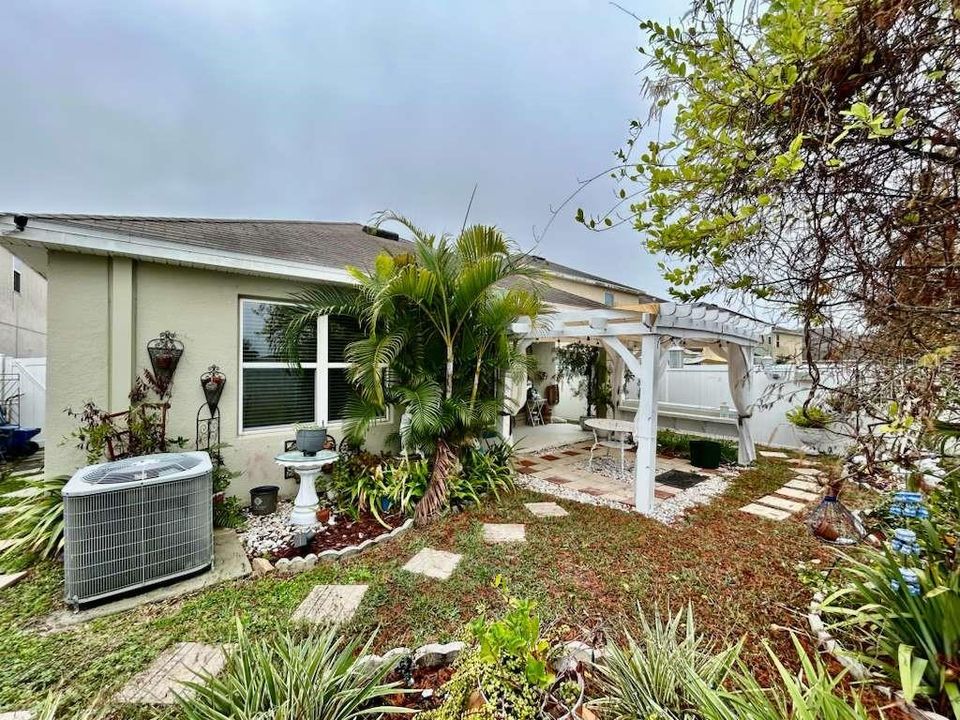 待售: $285,800 (3 贝兹, 2 浴室, 1516 平方英尺)