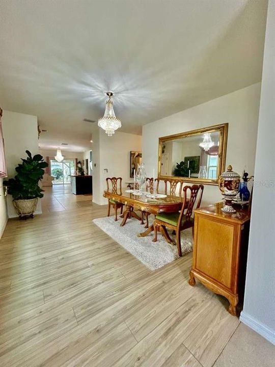 待售: $285,800 (3 贝兹, 2 浴室, 1516 平方英尺)