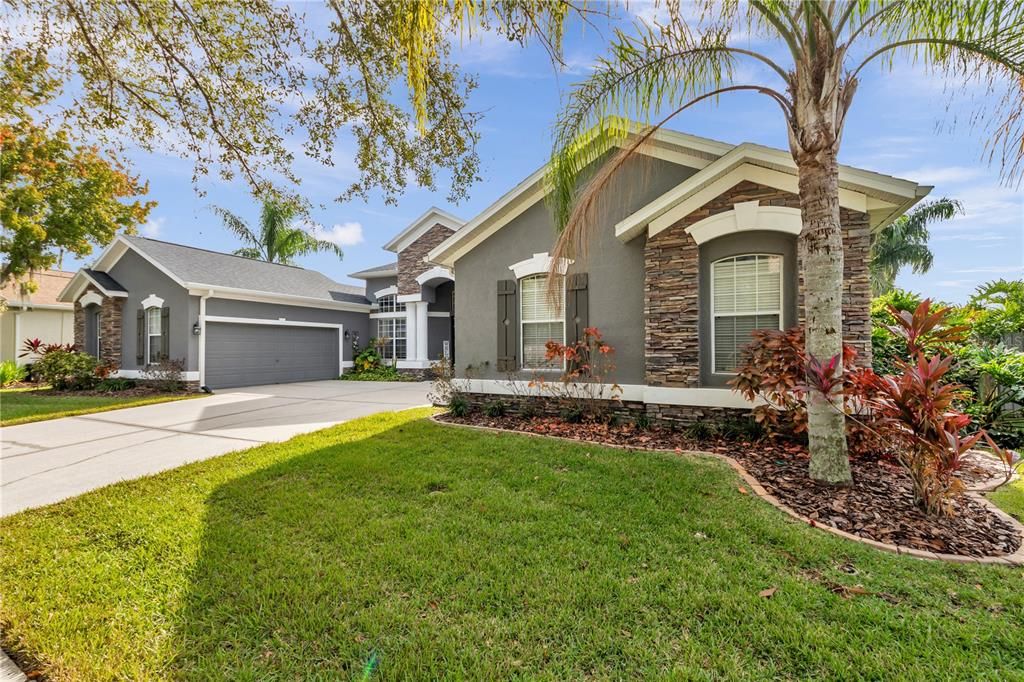 En Venta: $725,000 (4 camas, 3 baños, 2973 Pies cuadrados)