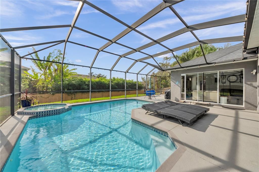 En Venta: $725,000 (4 camas, 3 baños, 2973 Pies cuadrados)