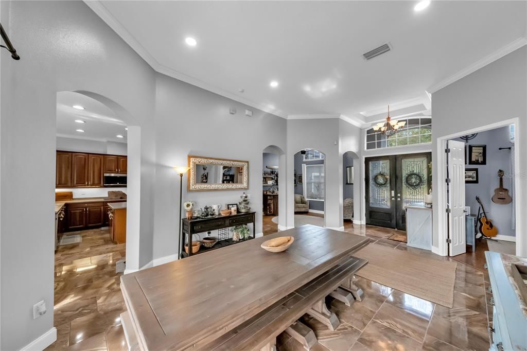 En Venta: $725,000 (4 camas, 3 baños, 2973 Pies cuadrados)