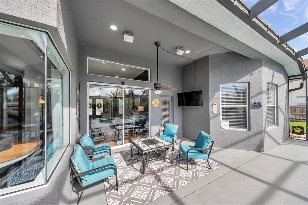 En Venta: $725,000 (4 camas, 3 baños, 2973 Pies cuadrados)