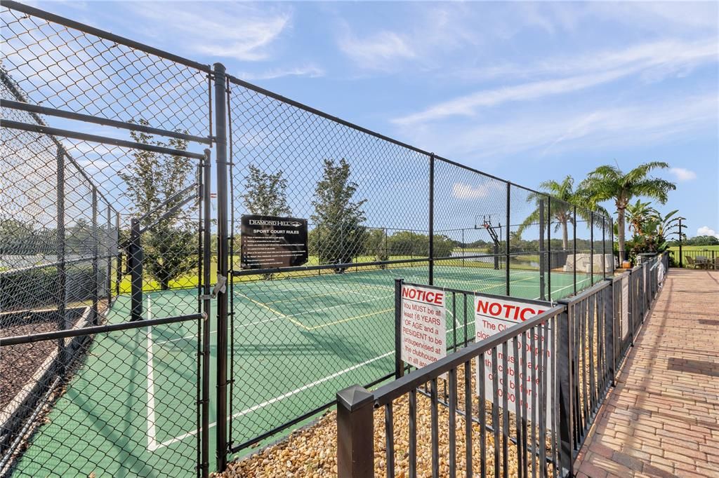 En Venta: $725,000 (4 camas, 3 baños, 2973 Pies cuadrados)