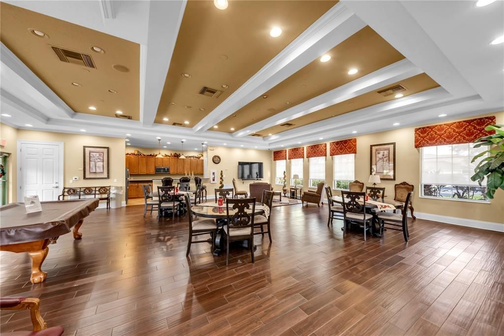 En Venta: $725,000 (4 camas, 3 baños, 2973 Pies cuadrados)