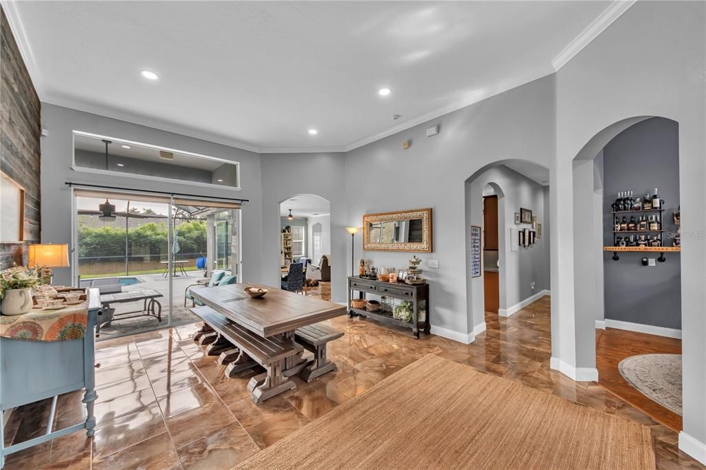 En Venta: $725,000 (4 camas, 3 baños, 2973 Pies cuadrados)