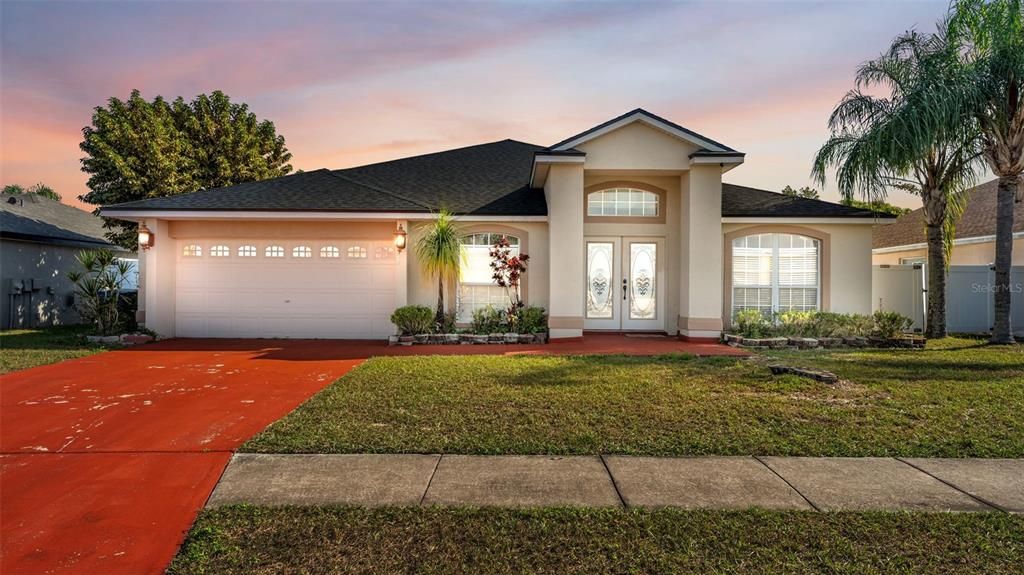 En Venta: $325,000 (3 camas, 2 baños, 2043 Pies cuadrados)