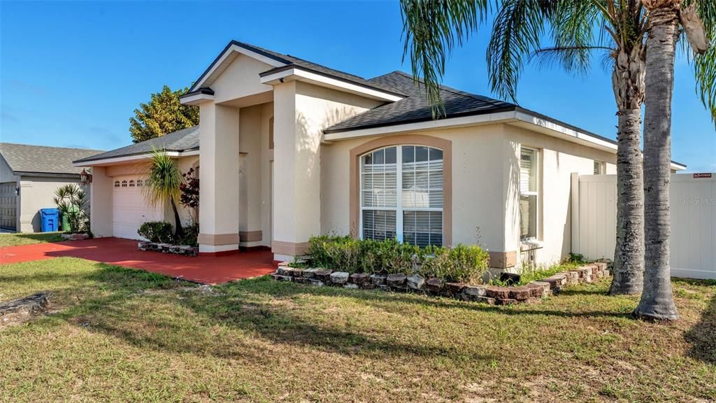 En Venta: $325,000 (3 camas, 2 baños, 2043 Pies cuadrados)